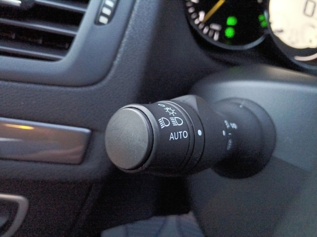 Used Renault Megane 2015 for sale - 76309373: Photo 16