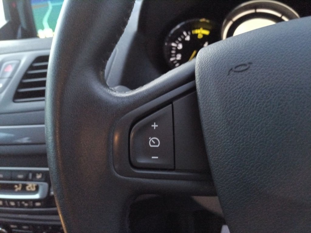 Used Renault Megane 2015 for sale - 76309373: Photo 18