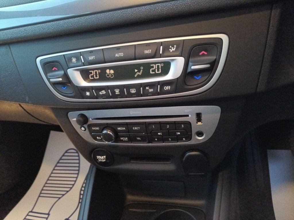 Used Renault Megane 2015 for sale - 76309373: Photo 9