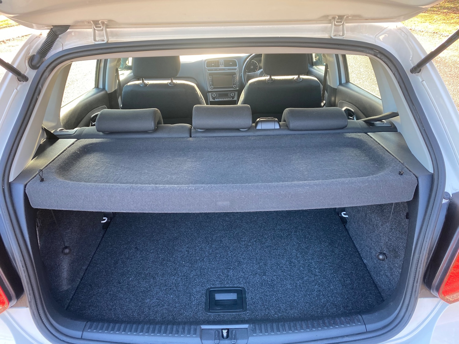 Used Volkswagen Polo 2014 for sale - 76826980: Photo 24