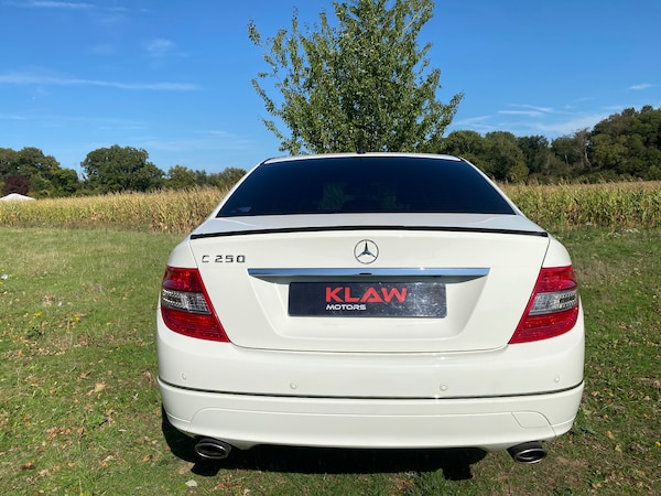 Used Mercedes-Benz C Class 2009 for sale - 73700872: Photo 47
