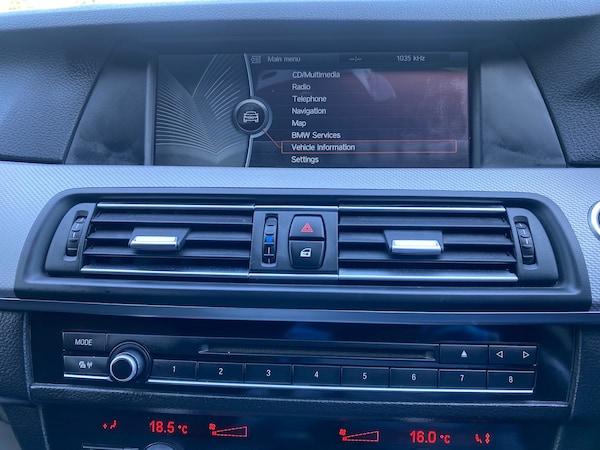 Used BMW 5 Series 2011 for sale - 74669874: Photo 38
