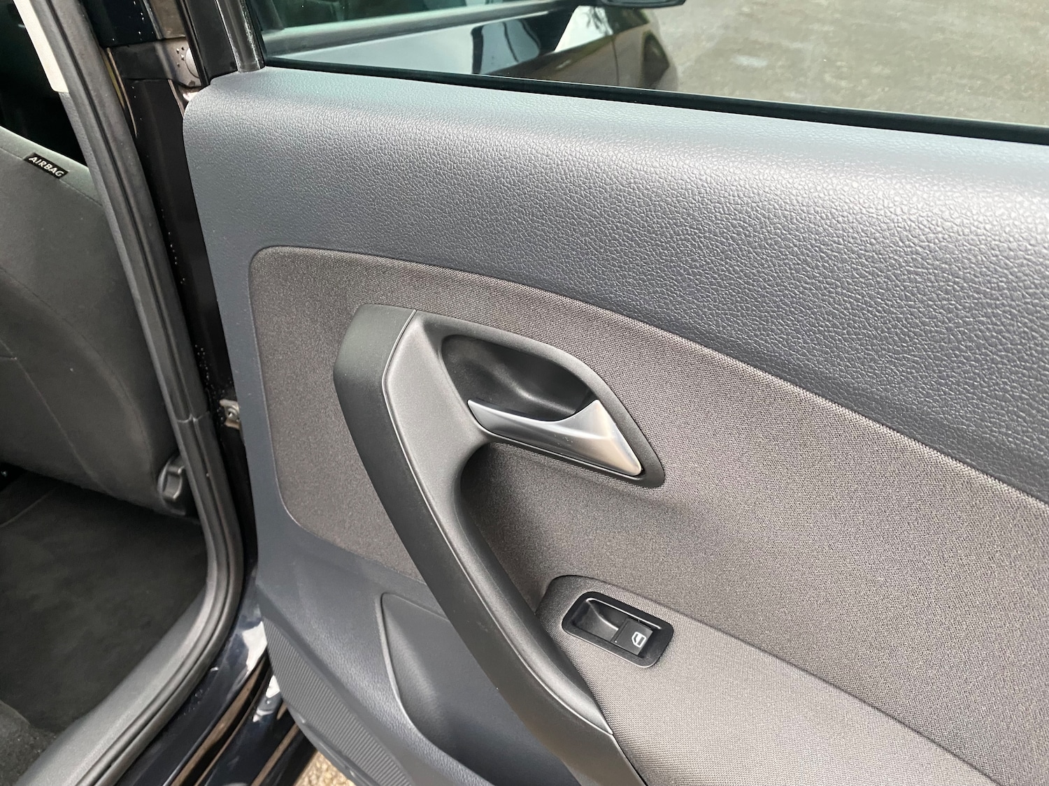 Used Volkswagen Polo 2013 for sale - 76856591: Photo 35