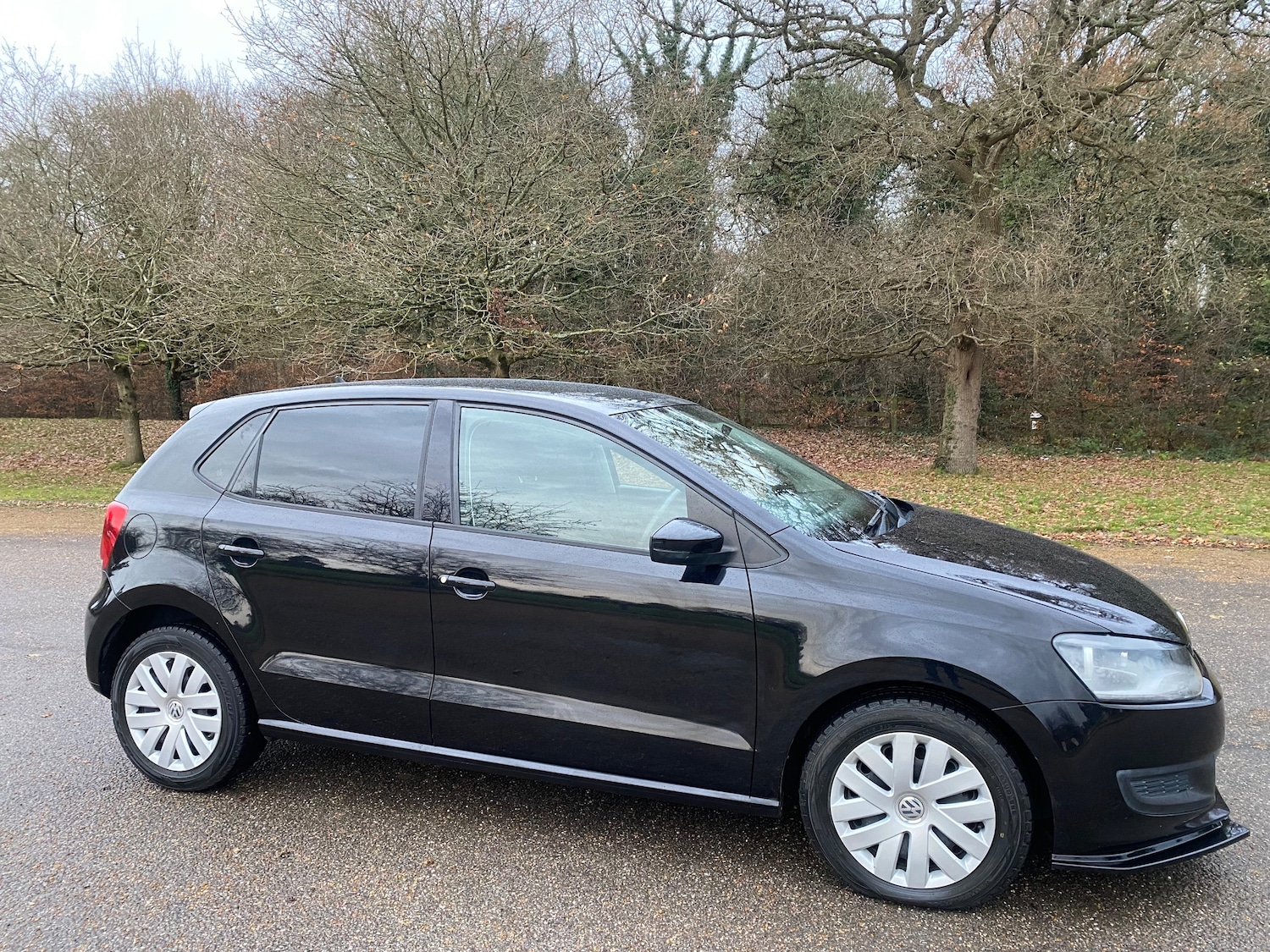 Used Volkswagen Polo 2012 for sale - 76934245: Photo 4