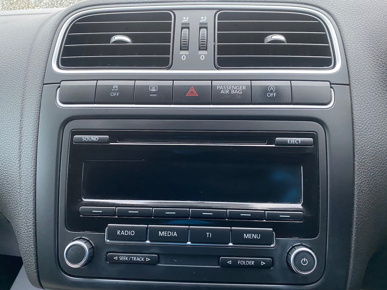 Used Volkswagen Polo 2012 for sale - 76934245: Photo 41