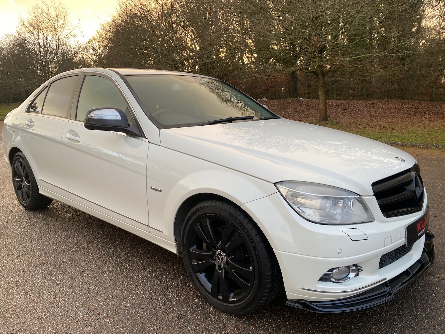 Used Mercedes-Benz C Class 2009 for sale - 77180017: Photo 2