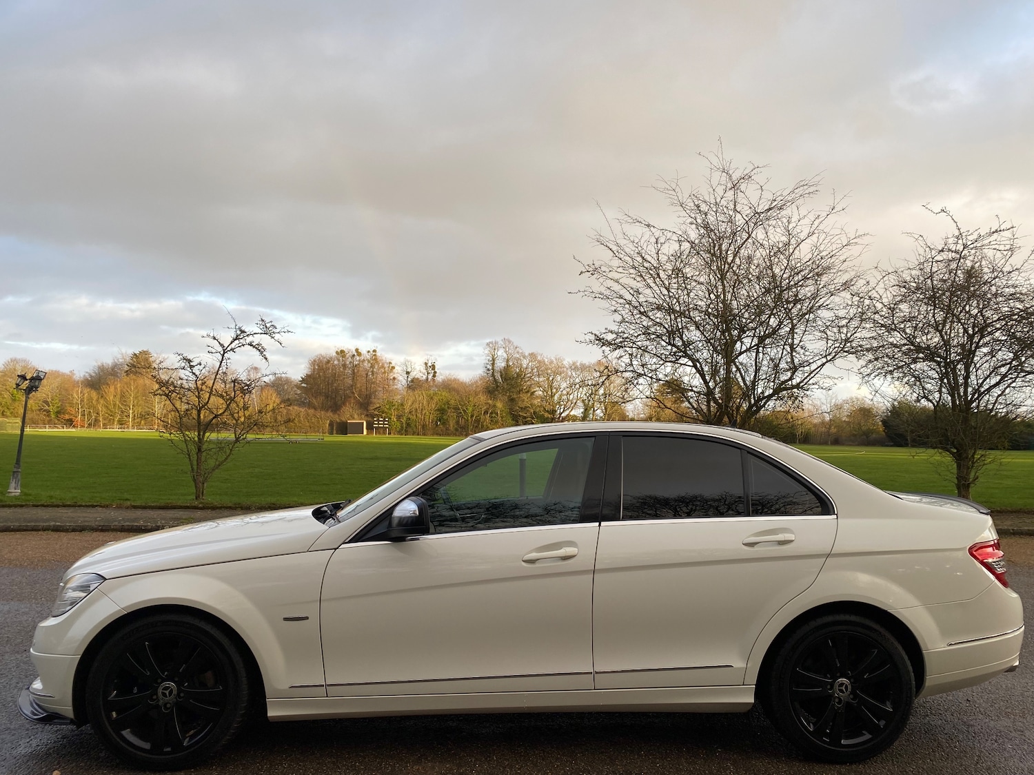 Used Mercedes-Benz C Class 2009 for sale - 77180017: Photo 40