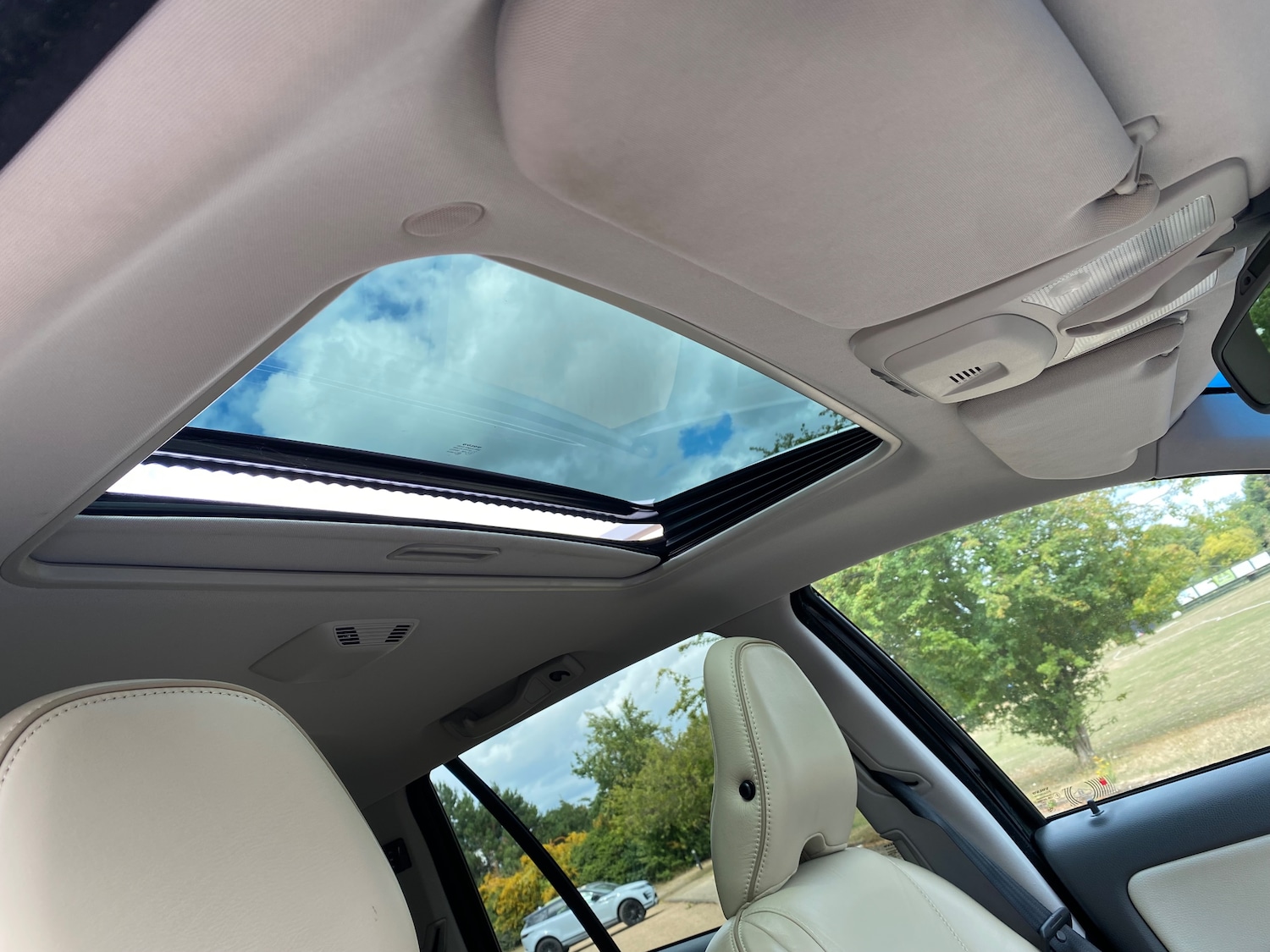 Used Volvo XC90 2012 for sale - 77211684: Photo 10