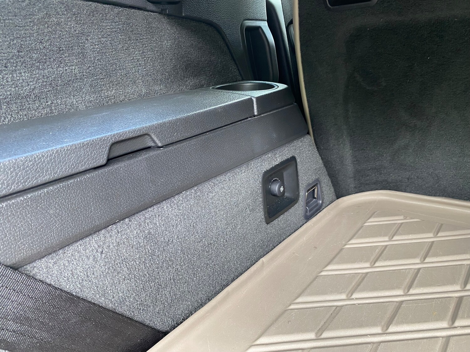 Used Volvo XC90 2012 for sale - 77211684: Photo 33