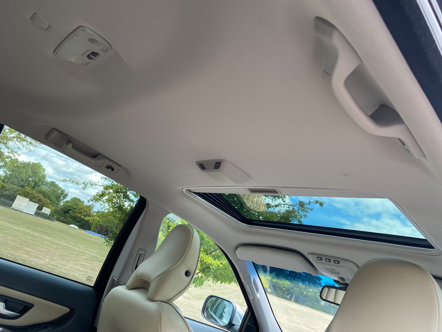 Used Volvo XC90 2012 for sale - 77211684: Photo 35