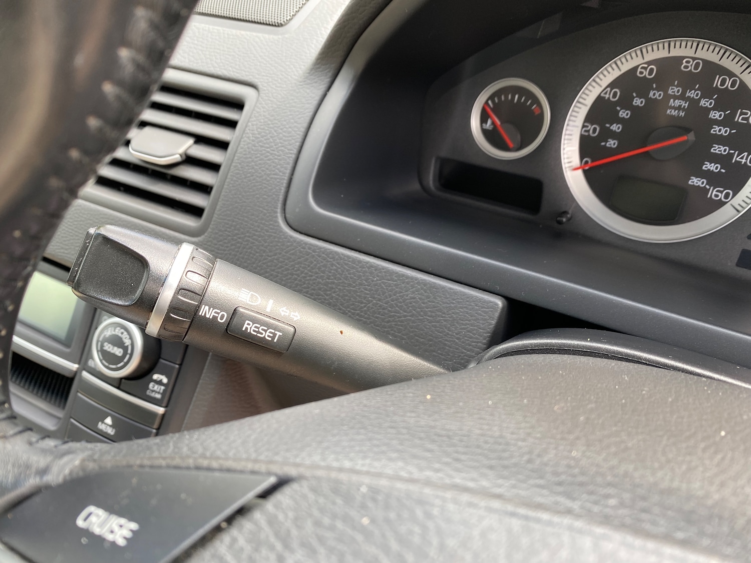 Used Volvo XC90 2012 for sale - 77211684: Photo 45