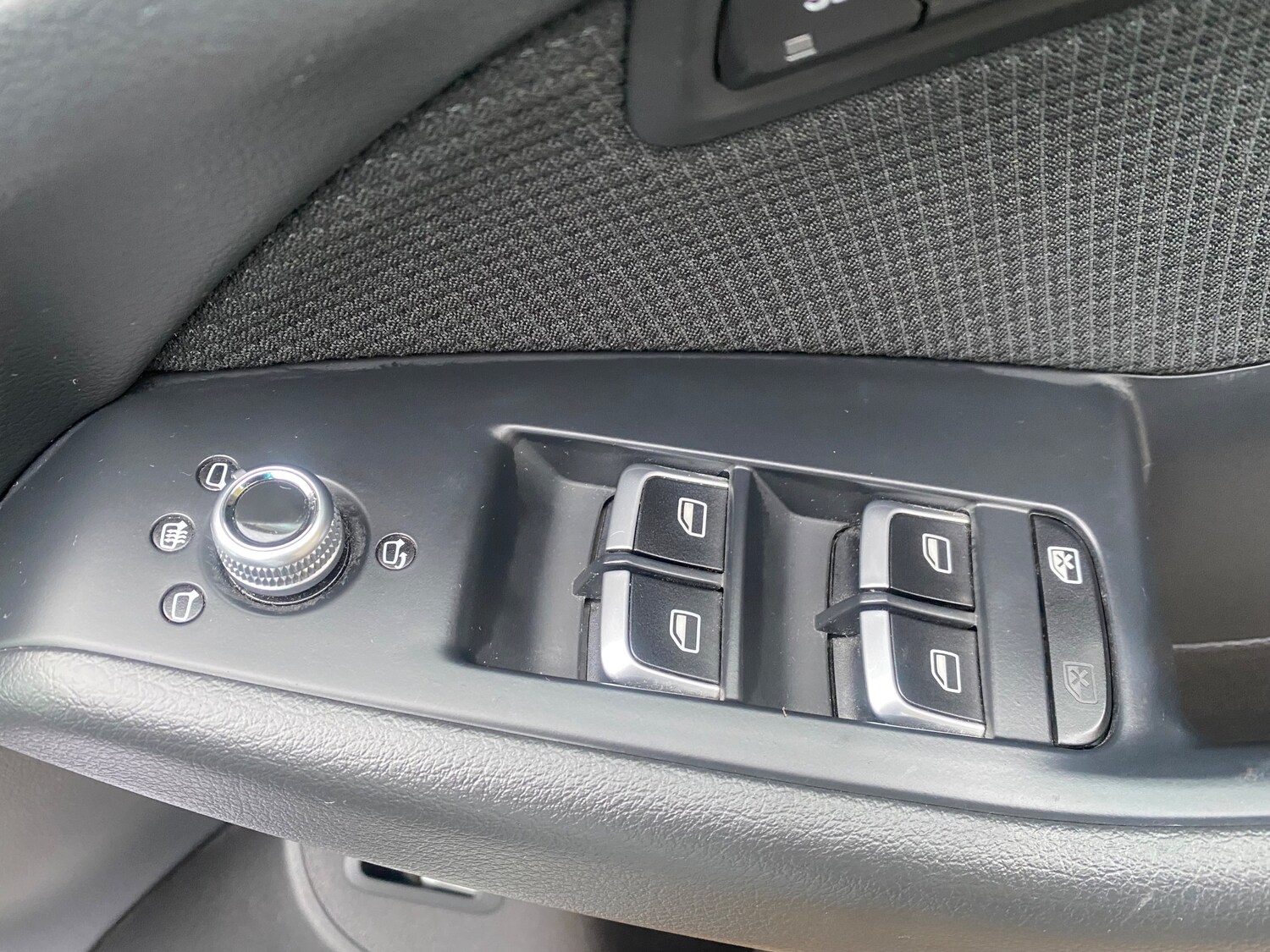 Used Audi Q5 2015 for sale - 76875151: Photo 27