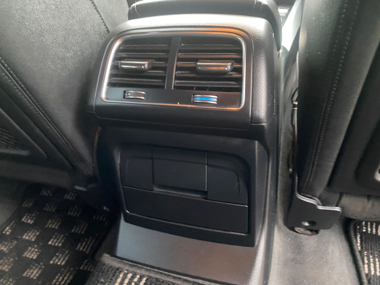 Used Audi Q5 2015 for sale - 76875151: Photo 51