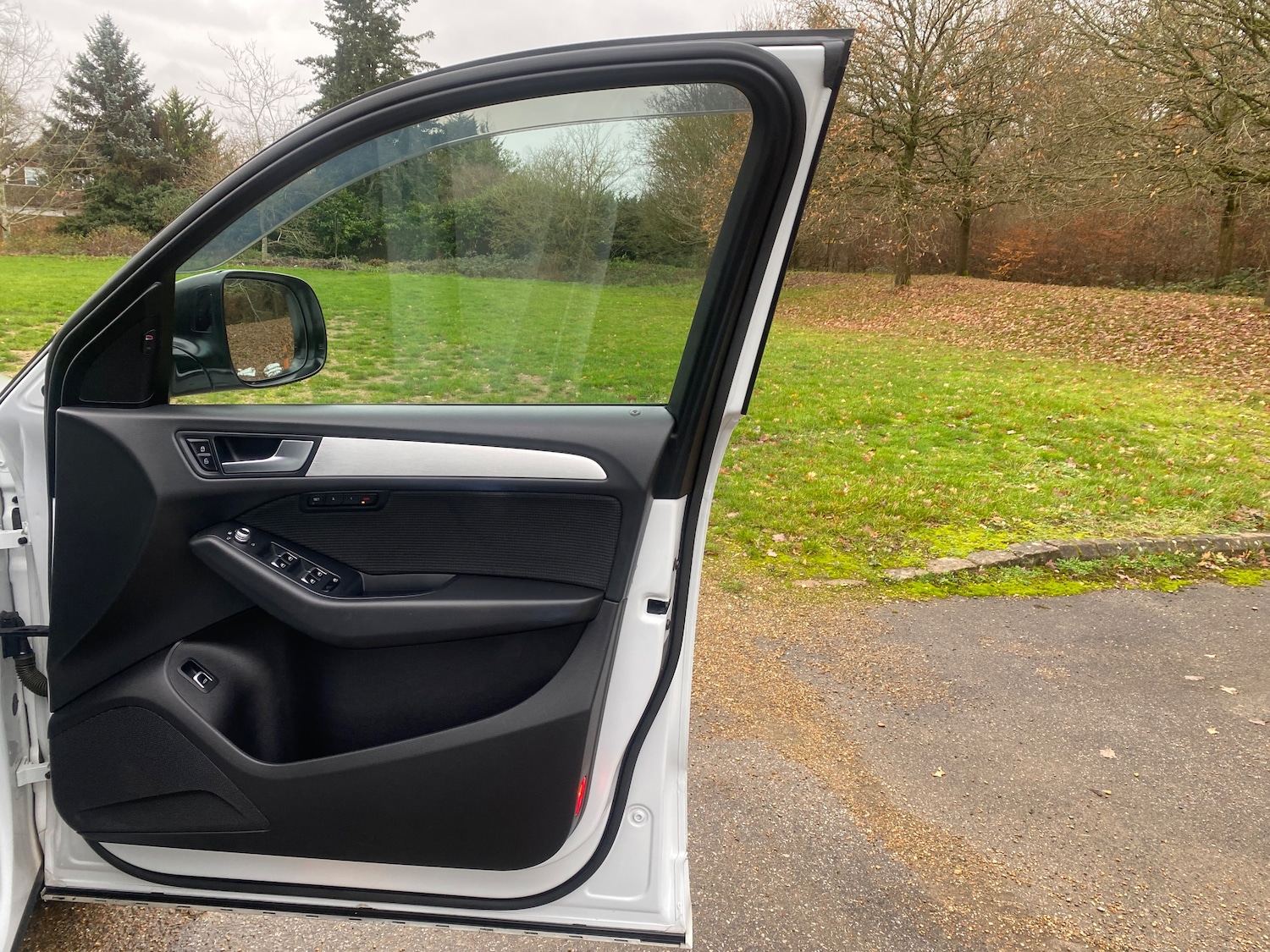 Used Audi Q5 2015 for sale - 76875151: Photo 70