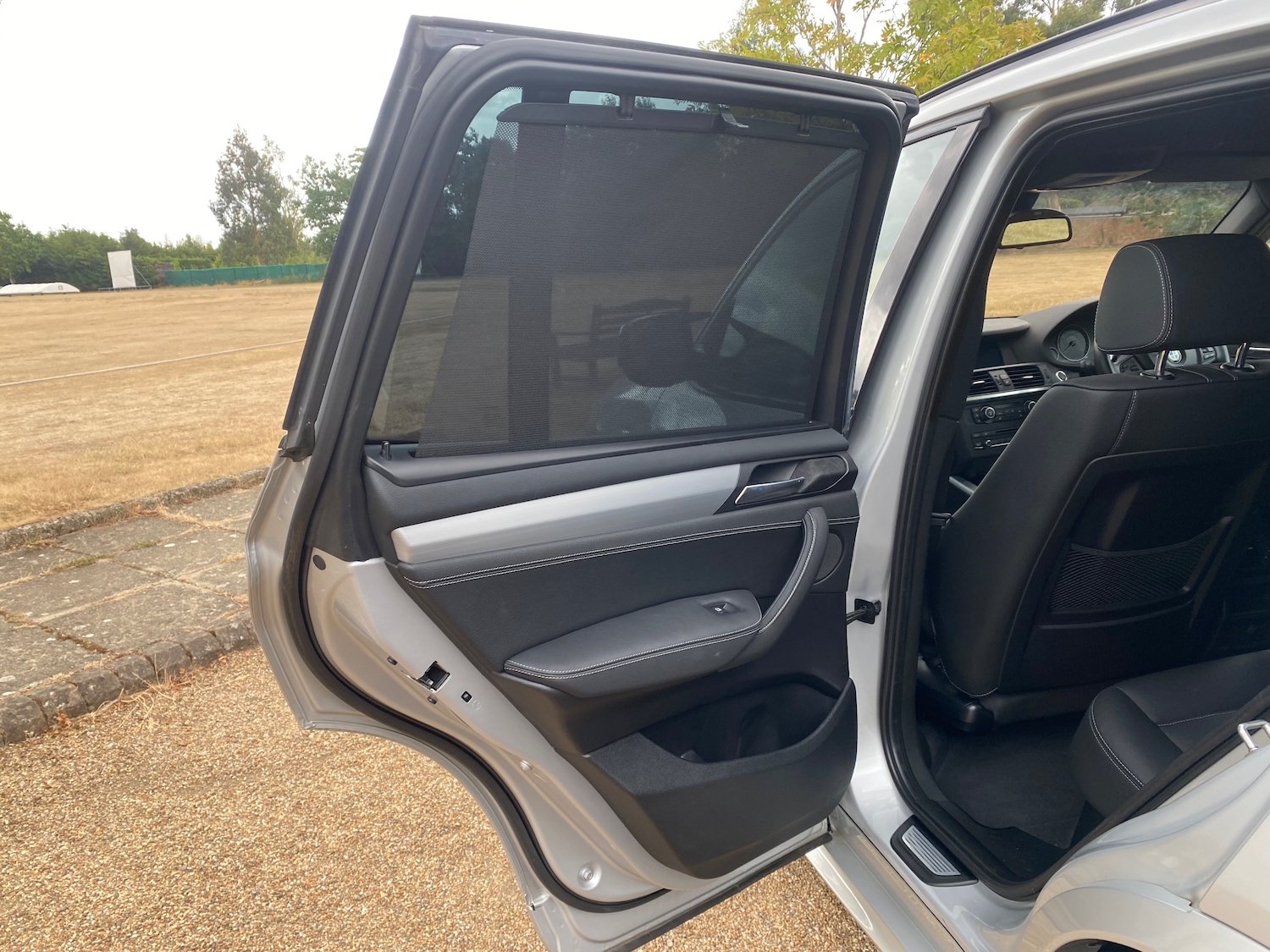 Vehicle 28