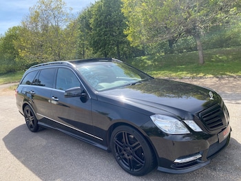 Used Mercedes-Benz E Class 2013 for sale - 78482191: Photo