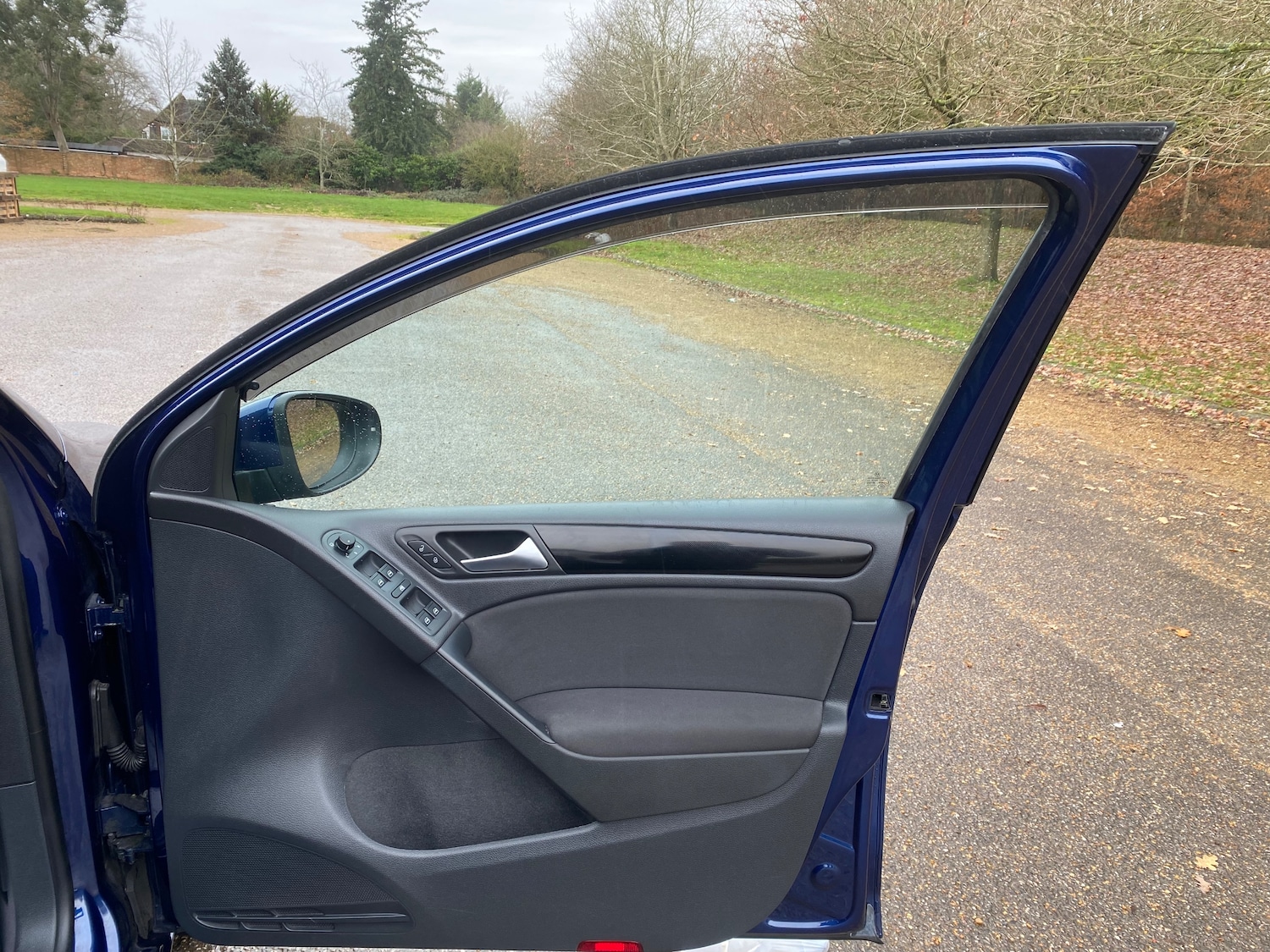 Used Volkswagen Golf 2012 for sale - 76934246: Photo 8