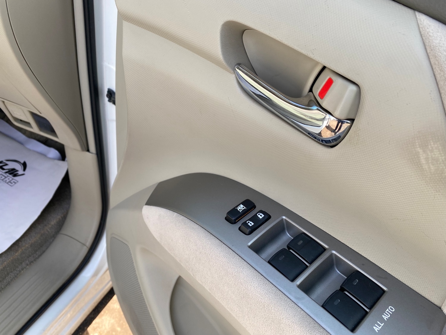 Used Toyota Estima 2010 for sale - 77841657: Photo 13