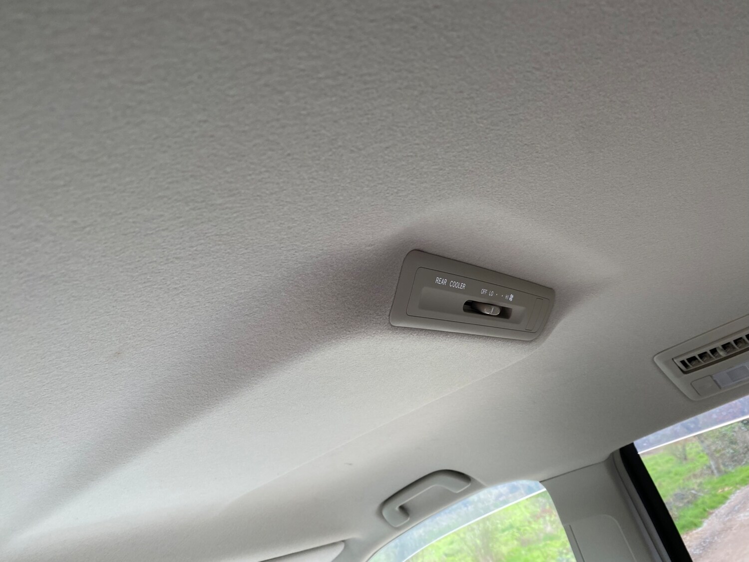 Used Toyota Estima 2010 for sale - 77841657: Photo 32