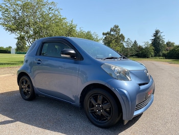 Used Toyota IQ 2010 for sale - 78997494: Photo
