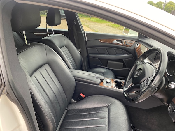 Used Mercedes-Benz CLS 2011 for sale - 74824022: Photo 31