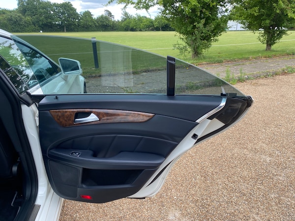 Used Mercedes-Benz CLS 2011 for sale - 74824022: Photo 33