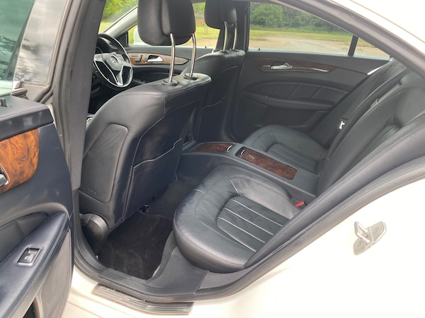 Used Mercedes-Benz CLS 2011 for sale - 74824022: Photo 38