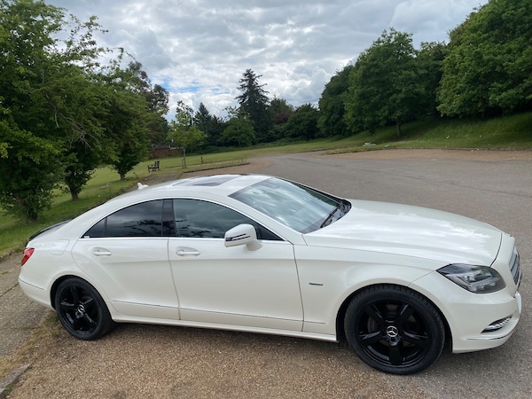 Used Mercedes-Benz CLS 2011 for sale - 74824022: Photo 61