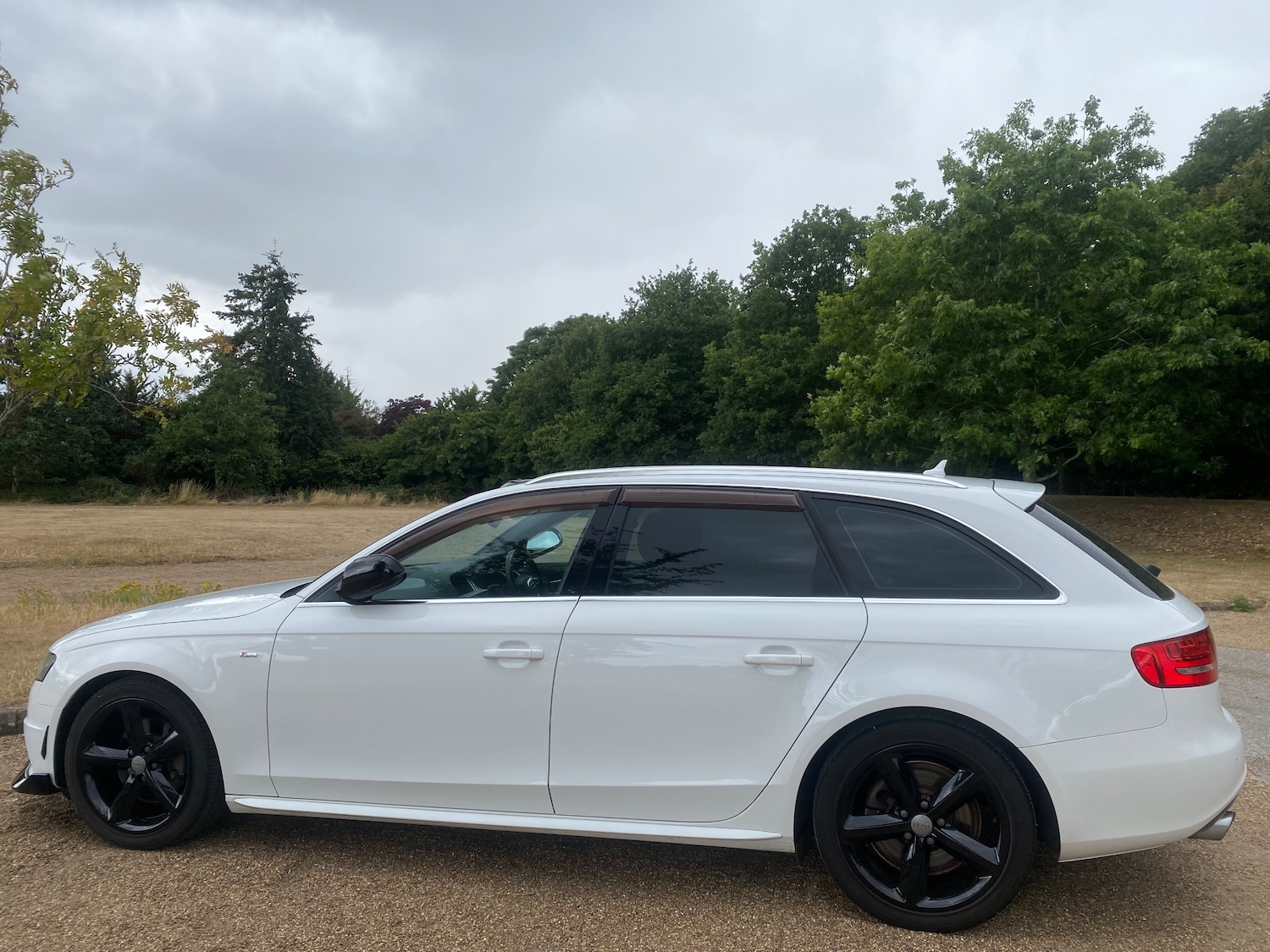 Used Audi A4 Avant 2011 for sale - 78074850: Photo 42