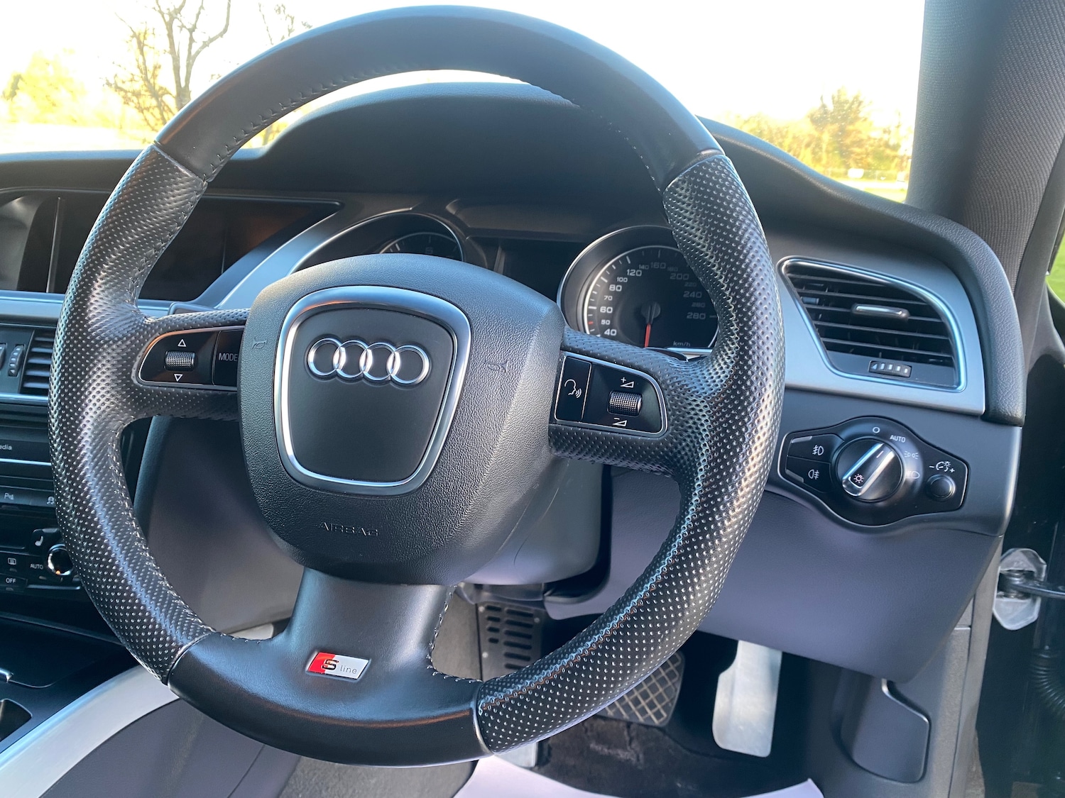 Used Audi A5 2010 for sale - 76819751: Photo 34