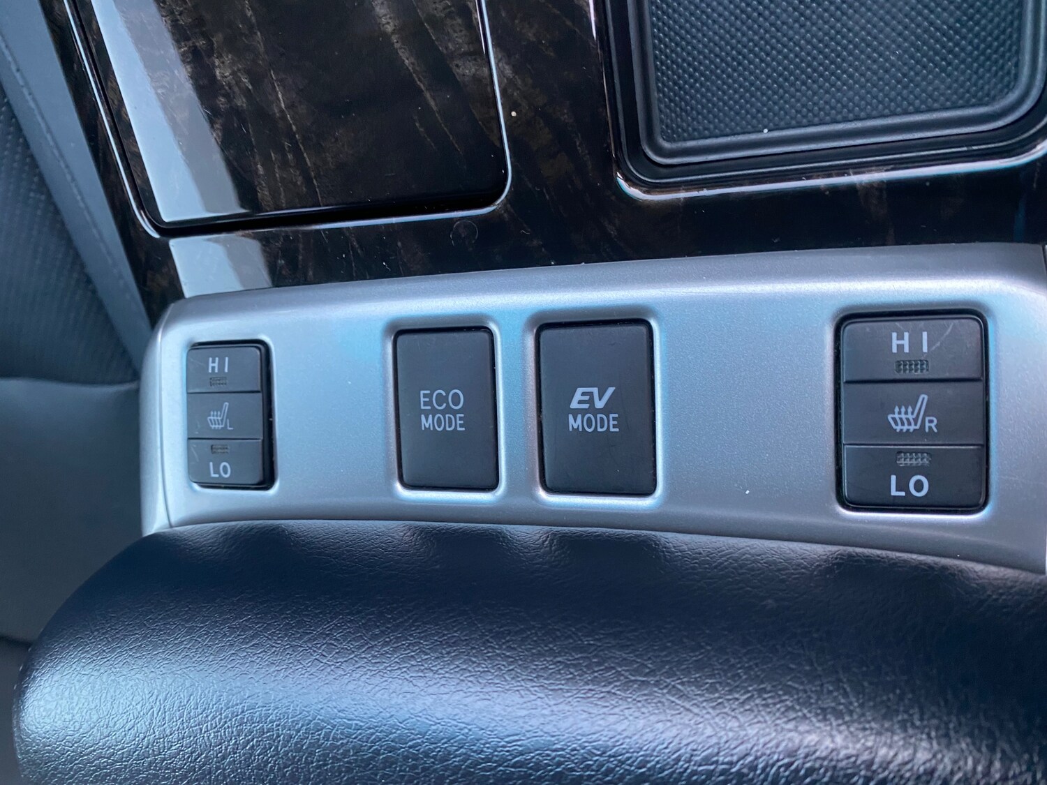 Used Toyota Alphard 2012 for sale - 76934248: Photo 50