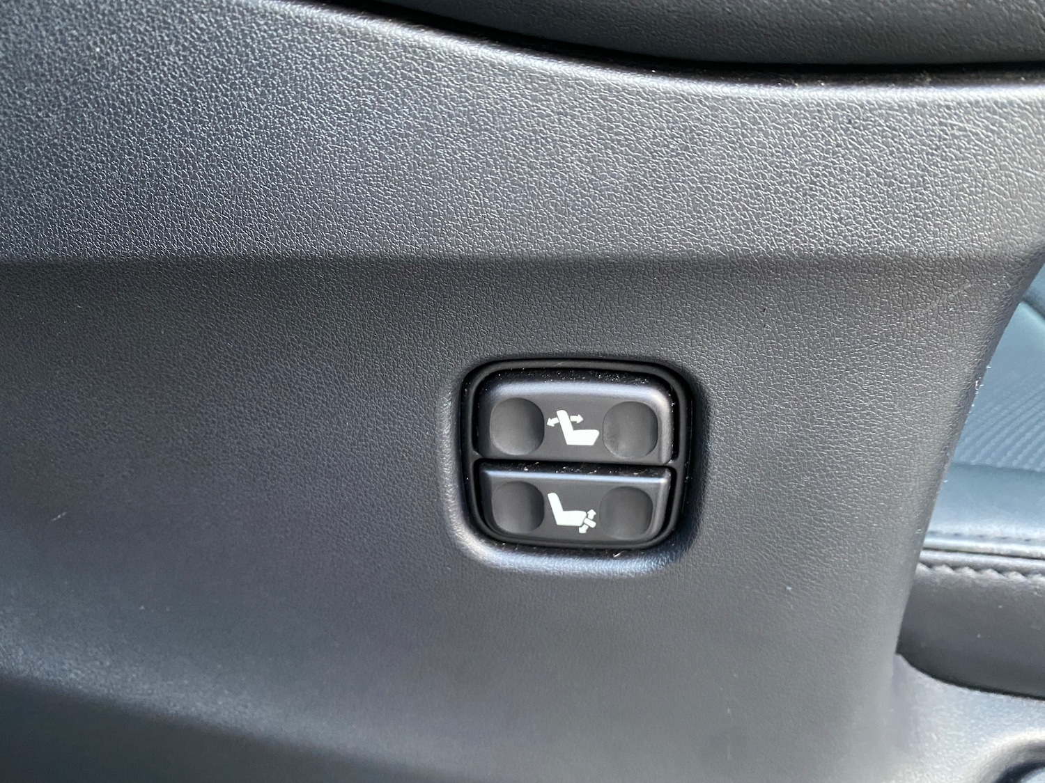 Used Toyota Alphard 2012 for sale - 76934248: Photo 56