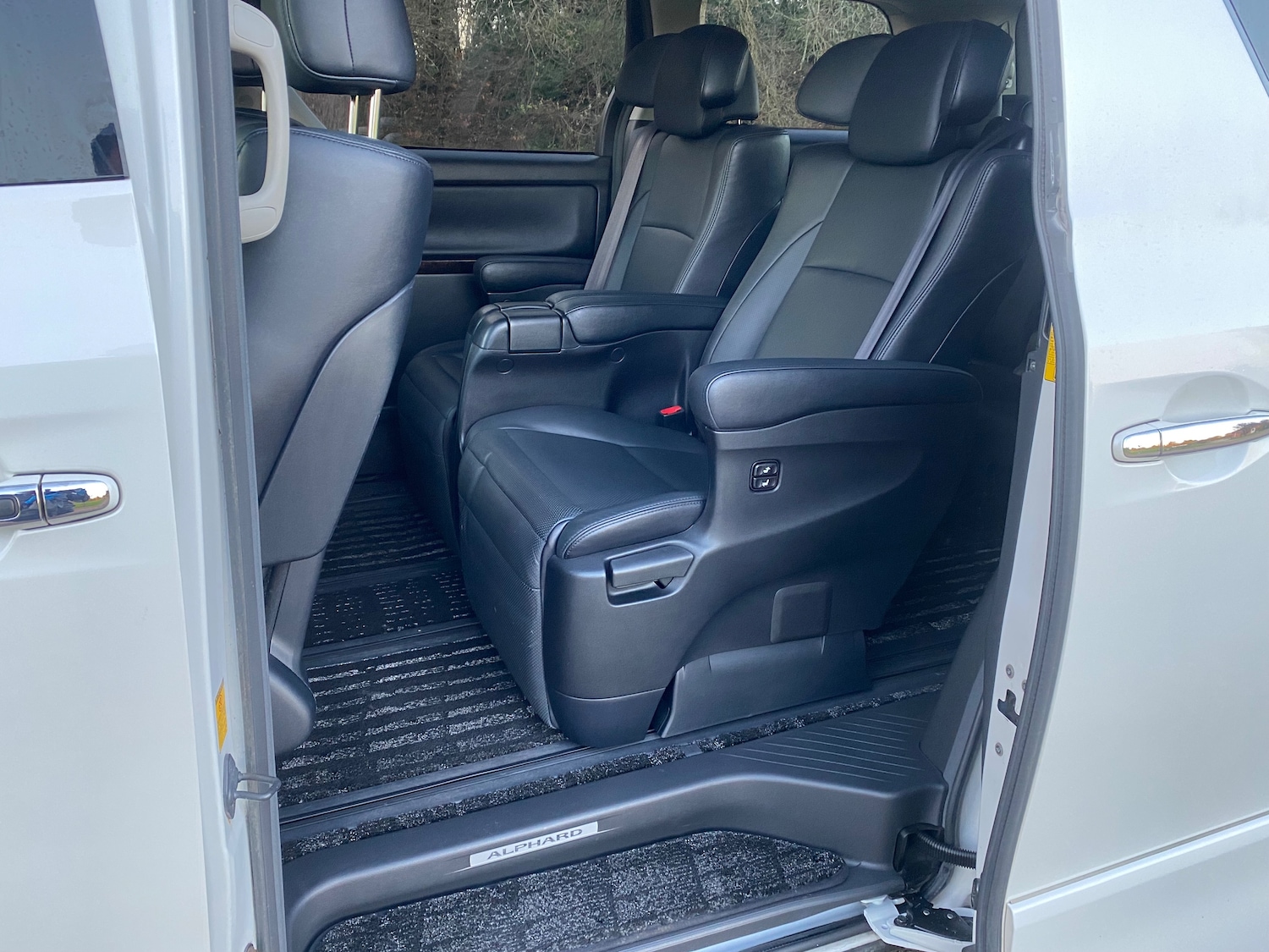 Used Toyota Alphard 2012 for sale - 76934248: Photo 69