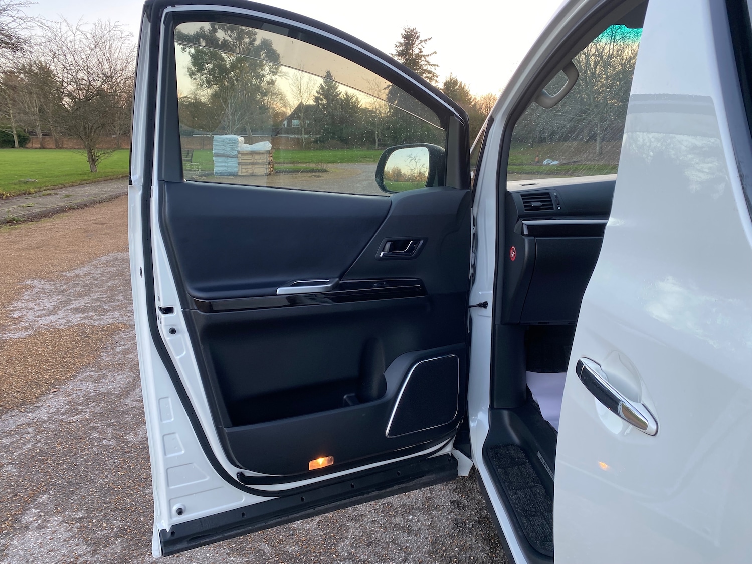 Used Toyota Alphard 2012 for sale - 76934248: Photo 71