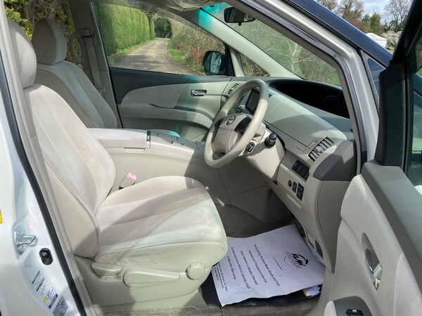 Used Toyota Estima 2010 for sale - 72043906: Photo 12