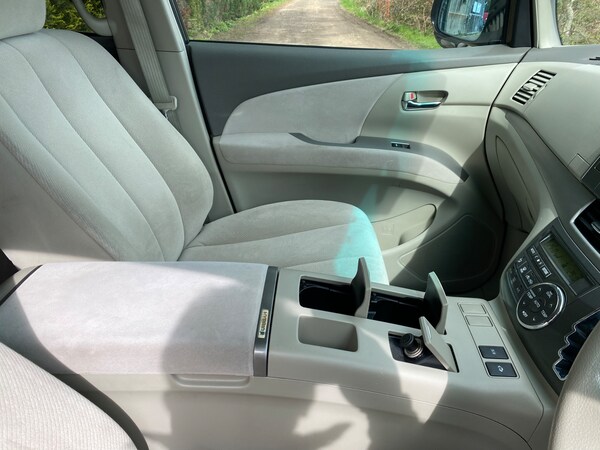 Used Toyota Estima 2010 for sale - 72043906: Photo 34