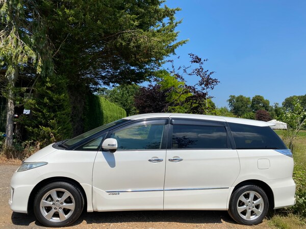 Used Toyota Estima 2010 for sale - 72043906: Photo 5