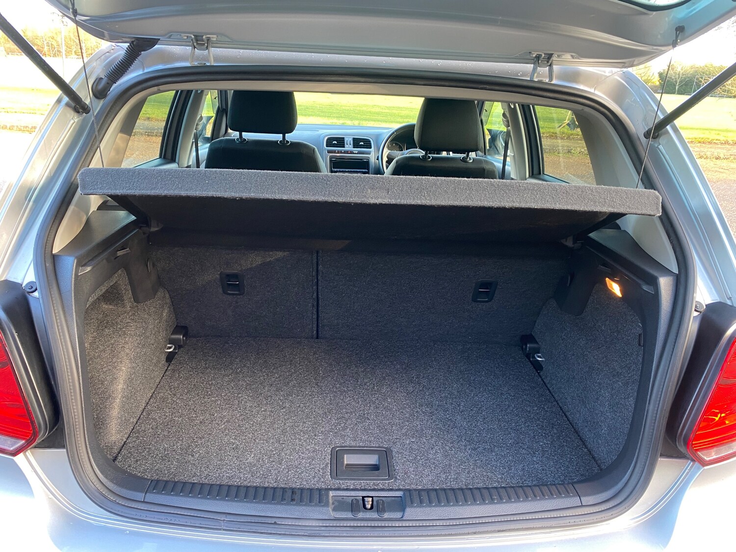 Used Volkswagen Polo 2012 for sale - 76819752: Photo 17