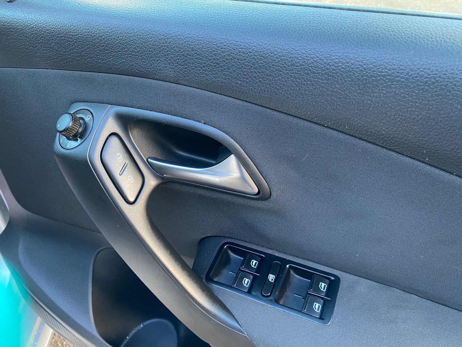 Used Volkswagen Polo 2012 for sale - 76819752: Photo 32