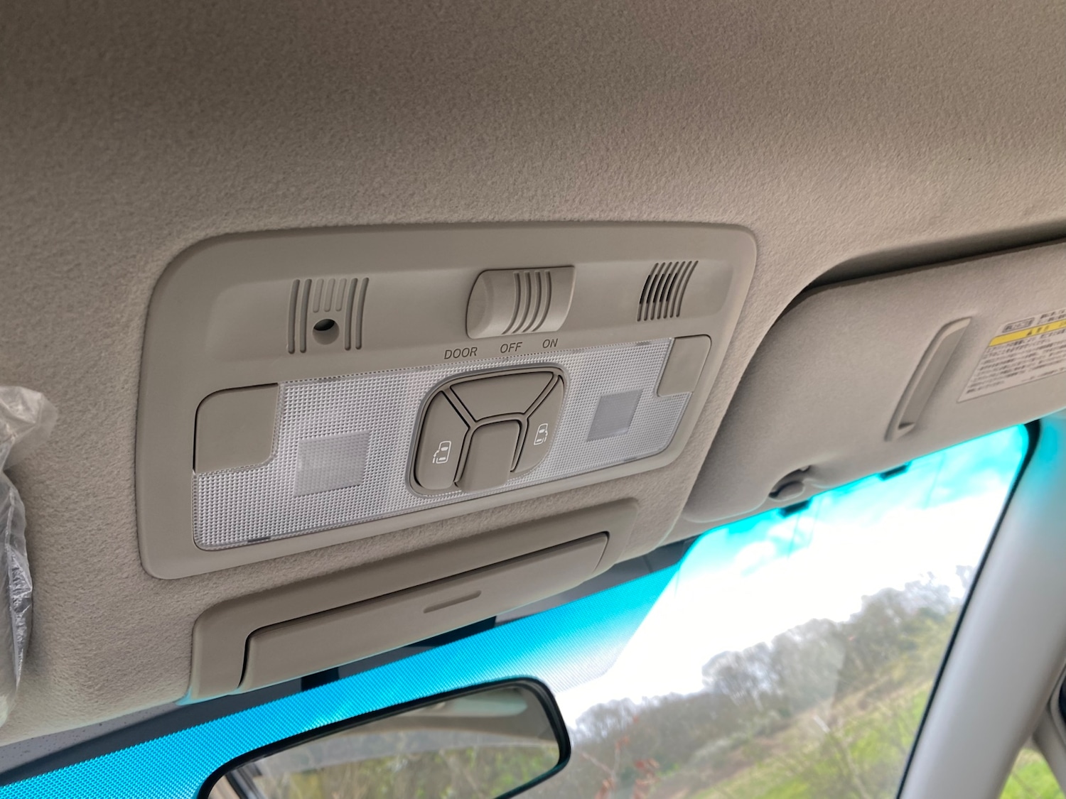 Used Toyota Estima 2010 for sale - 77125236: Photo 19