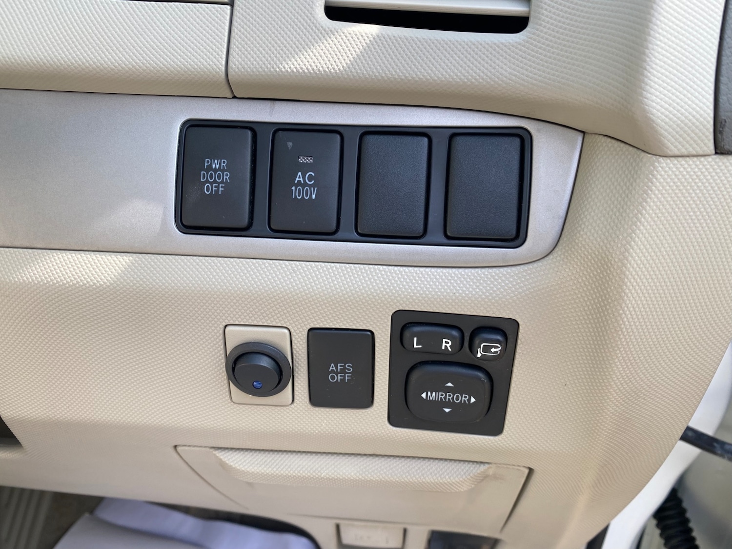 Used Toyota Estima 2010 for sale - 77125236: Photo 20