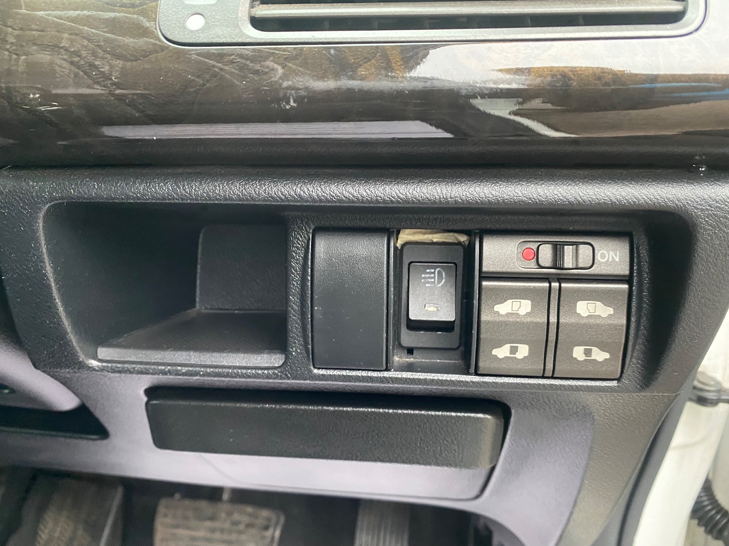 Used Honda Elysion 2008 for sale - 77165827: Photo 30