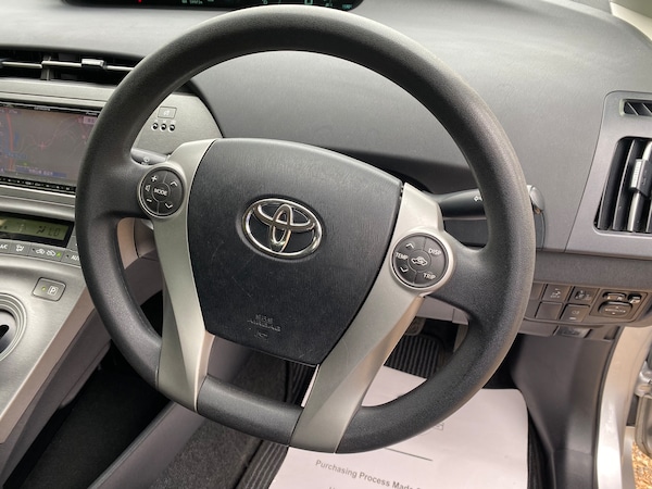 Used Toyota Prius 2015 for sale - 73836070: Photo 15