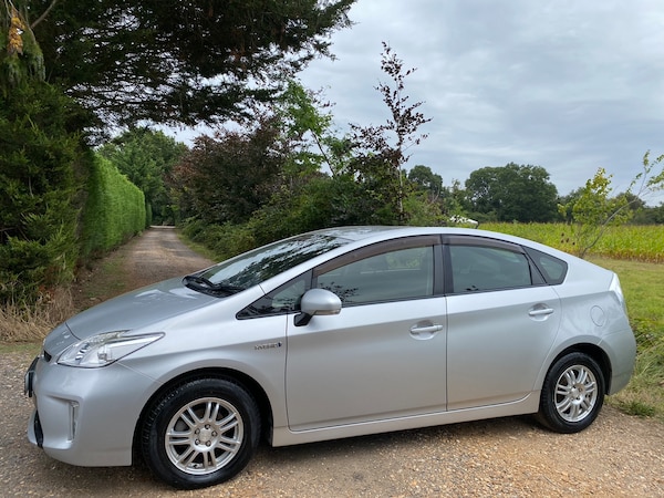 Used Toyota Prius 2015 for sale - 73836070: Photo 26