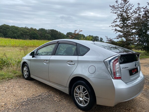 Used Toyota Prius 2015 for sale - 73836070: Photo 28