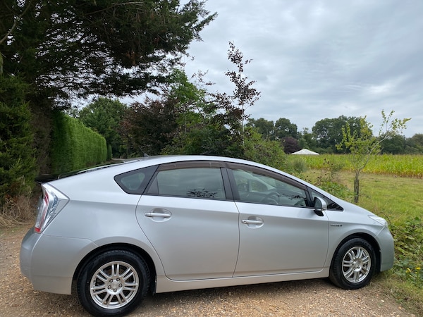 Used Toyota Prius 2015 for sale - 73836070: Photo 31