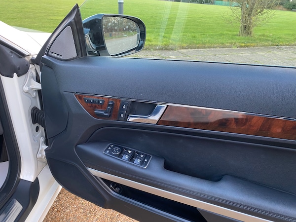 Used Mercedes-Benz E-Class 2009 for sale - 73681963: Photo 21
