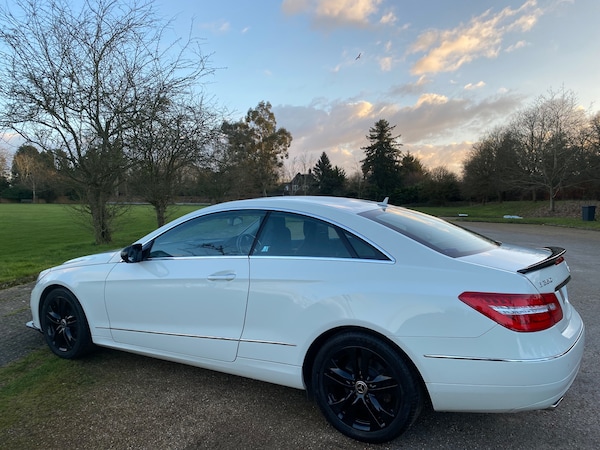 Used Mercedes-Benz E-Class 2009 for sale - 73681963: Photo 47