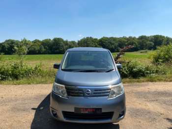 Used Nissan Serena 2008 for sale - 64168079: Photo