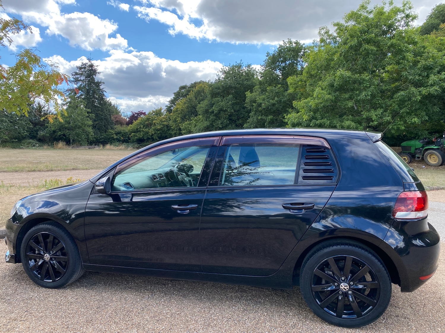 Used Volkswagen Golf 2011 for sale - 77211704: Photo 34